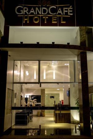 Grand Cafe Hotel Manhuacu Kültér fotó