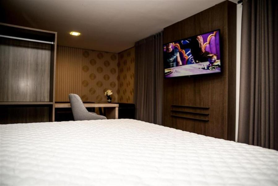 Grand Cafe Hotel Manhuacu Kültér fotó