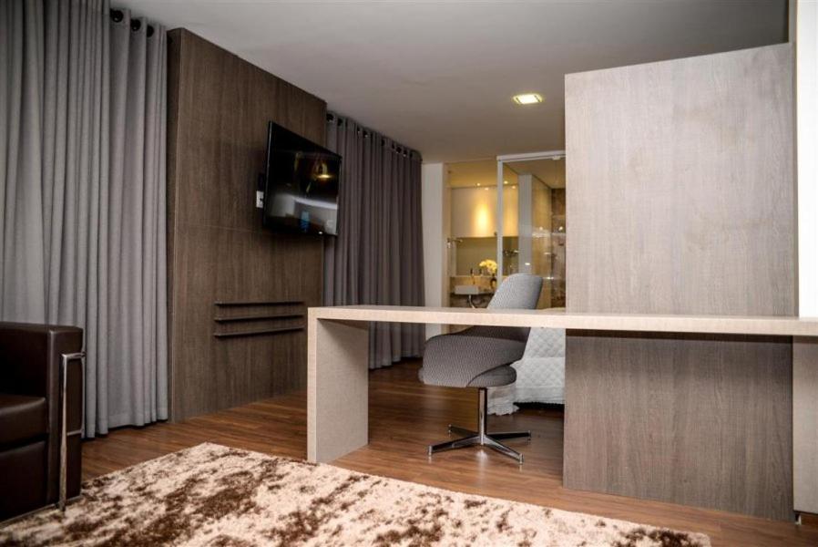 Grand Cafe Hotel Manhuacu Kültér fotó