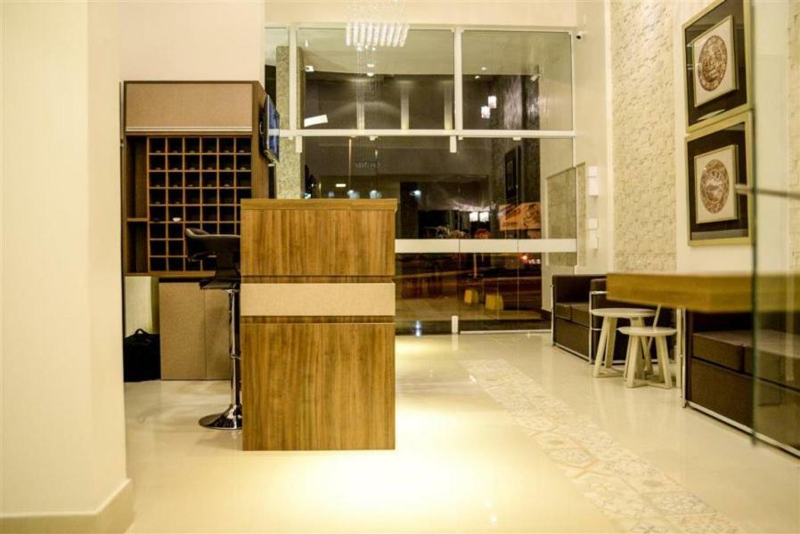 Grand Cafe Hotel Manhuacu Kültér fotó