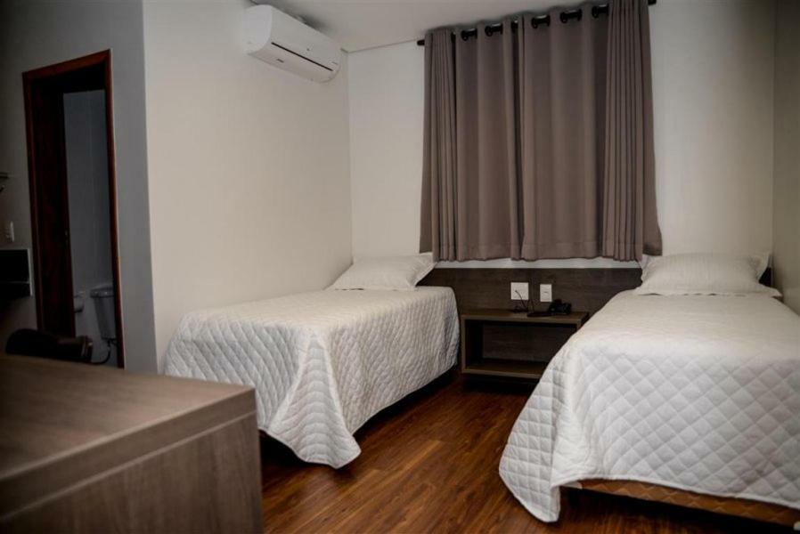 Grand Cafe Hotel Manhuacu Kültér fotó