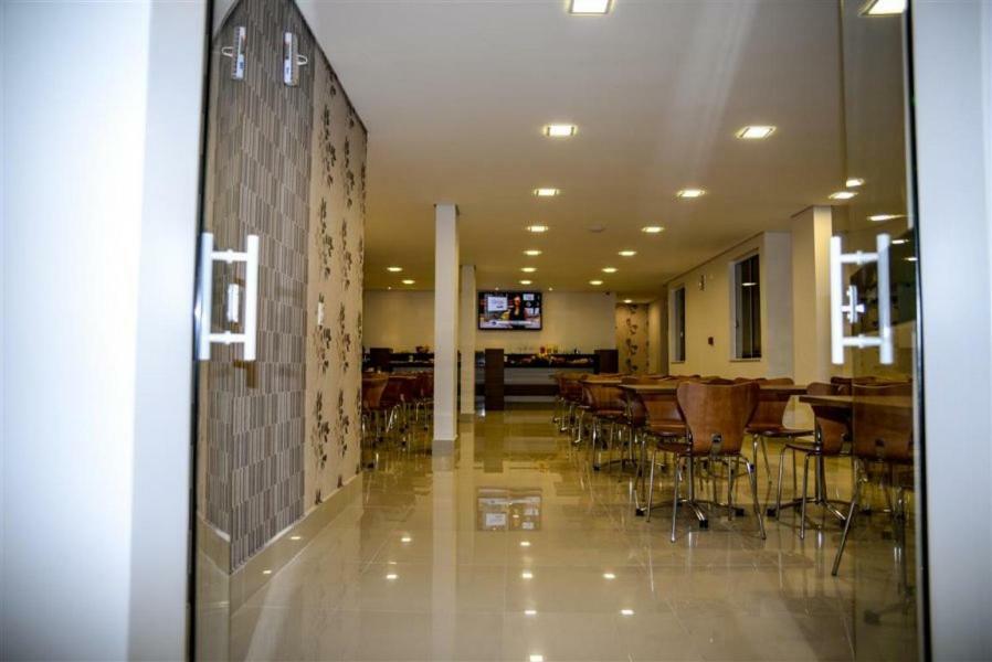 Grand Cafe Hotel Manhuacu Kültér fotó